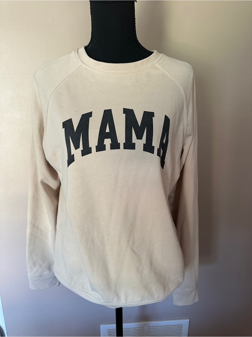 MAMA Graphic Crewneck Sweatshirt - Cream